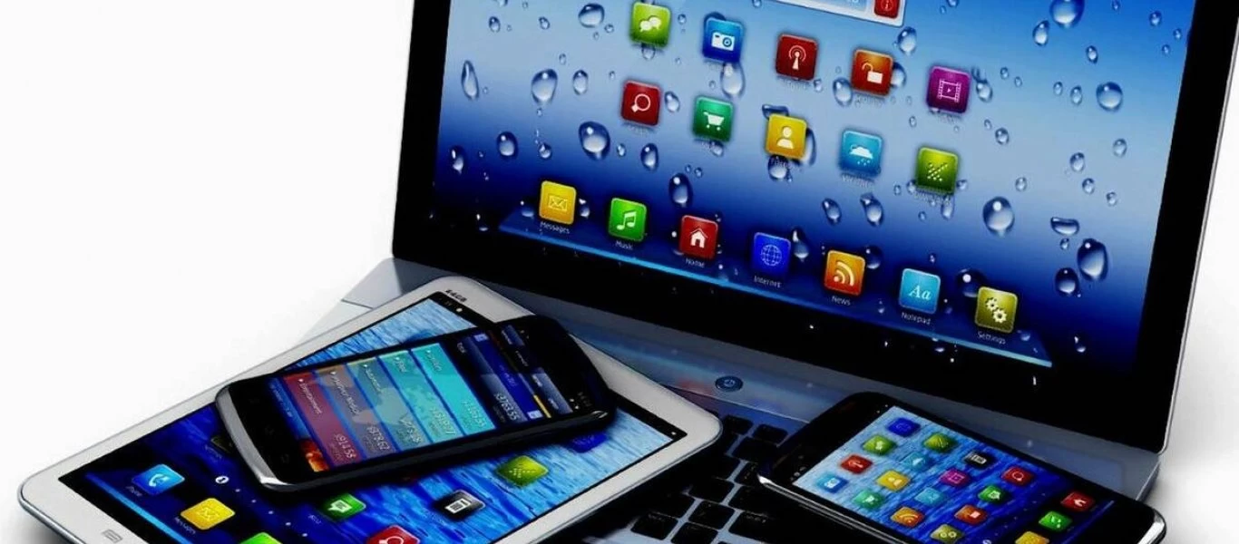 Επιδότηση 200 ευρώ: Πότε θα ξεκινήσουν οι αιτήσεις για την αγορά τεχνολογικού εξοπλισμού από μαθητές & φοιτητές